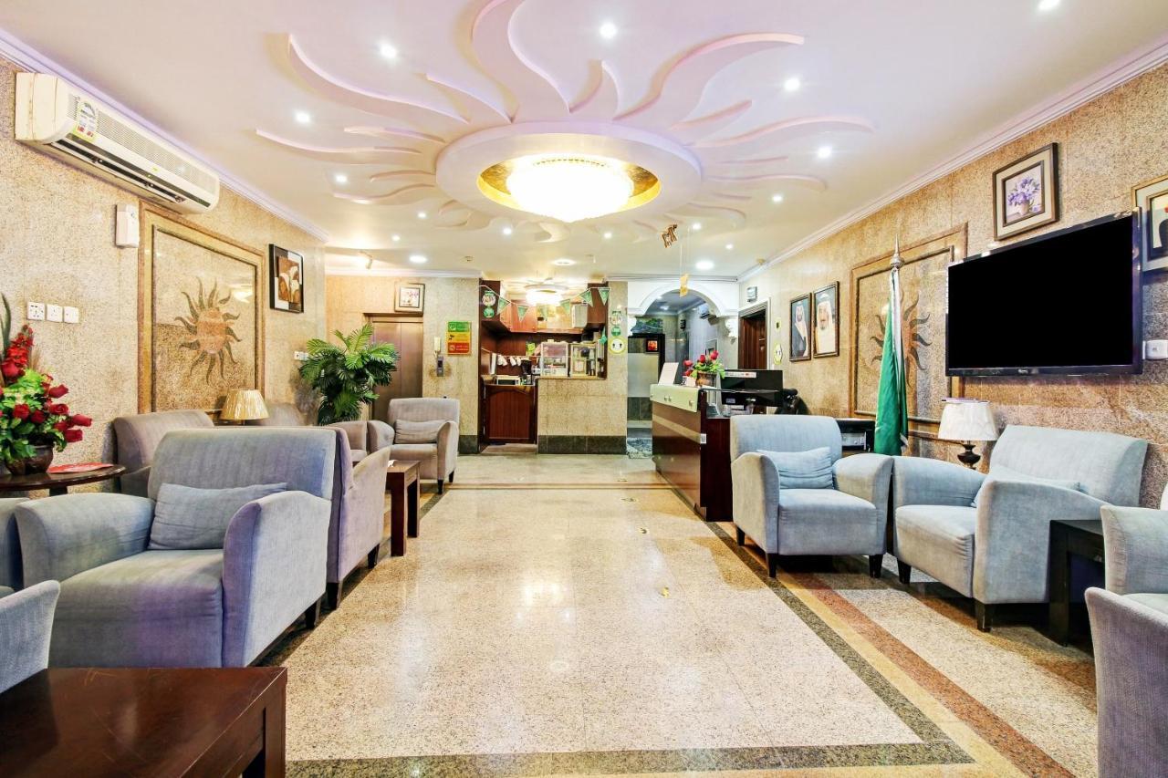 Oyo 589 Lavina House Hotel Dzsidda Kültér fotó